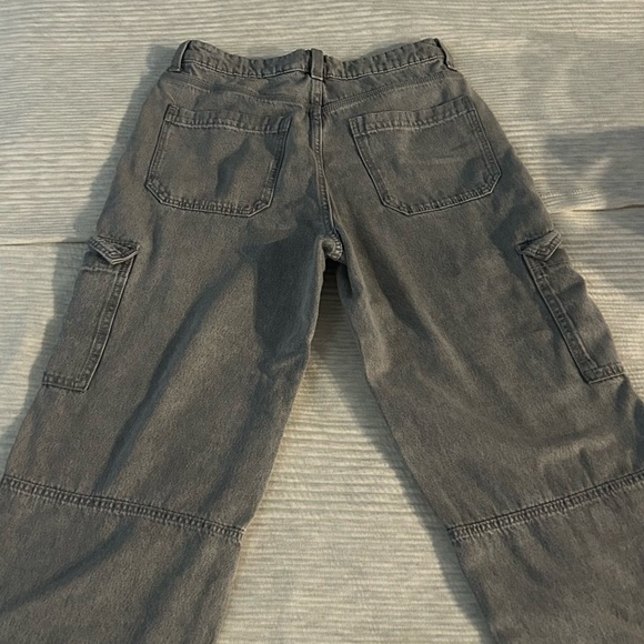 H&am BAGGY GREY CARGOS - Picture 2 of 3